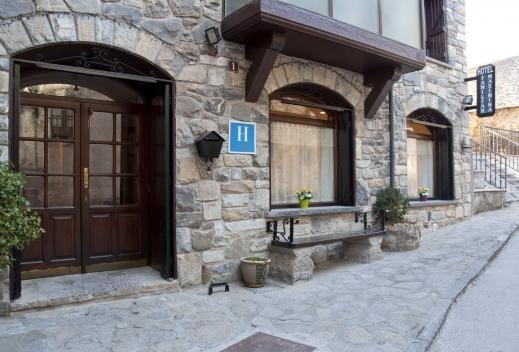 Hotel Maximina Sallent De Gallego Luaran gambar